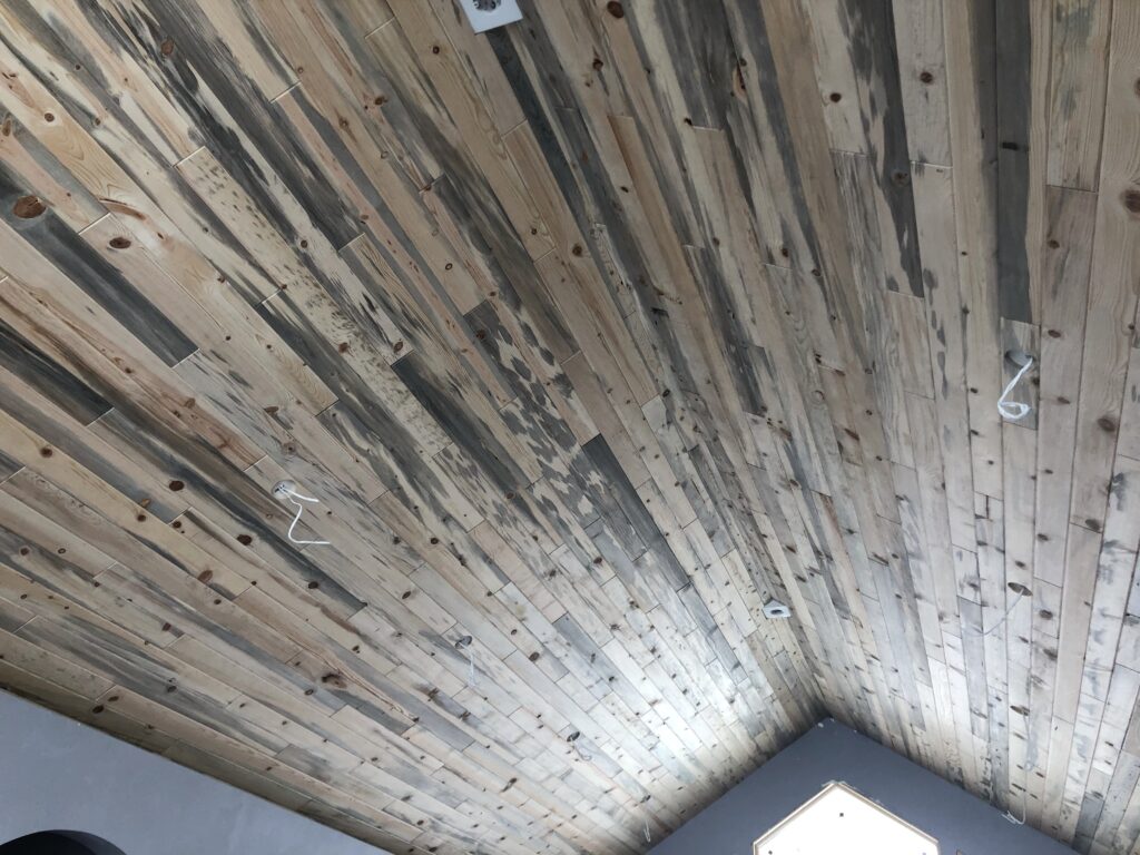 Tongue and Groove Ceiling And Box Beams